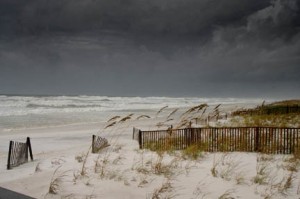 The outer bands from Hurricane Gustav lashing out at Pensacola Beach