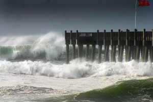 Waves kicked up by Hurricane Ike at Pensacola Beach Pier