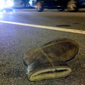 Found while participating in the "Santa Monica Road Rally", more like the daily rat race in L.A. And wouldn't you know it, a cop stopped and wanted to know what I was doing. Of all the crime going on in L.A., they take the time to stop and harass someone just taking a photo of a shoe.